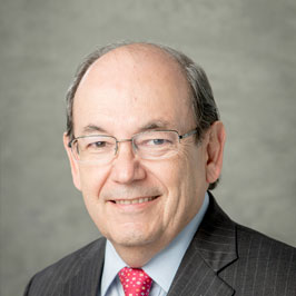 Dr. Ricardo León B - Vocal asesor, pasado PresidenteFEPAFEM)